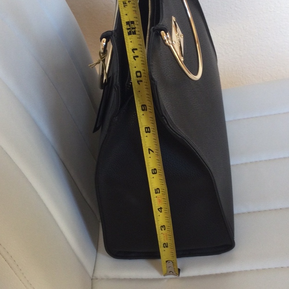 NWT Bebe Los Angeles Zsa Zsa Black Shopper - Picture 16 of 16